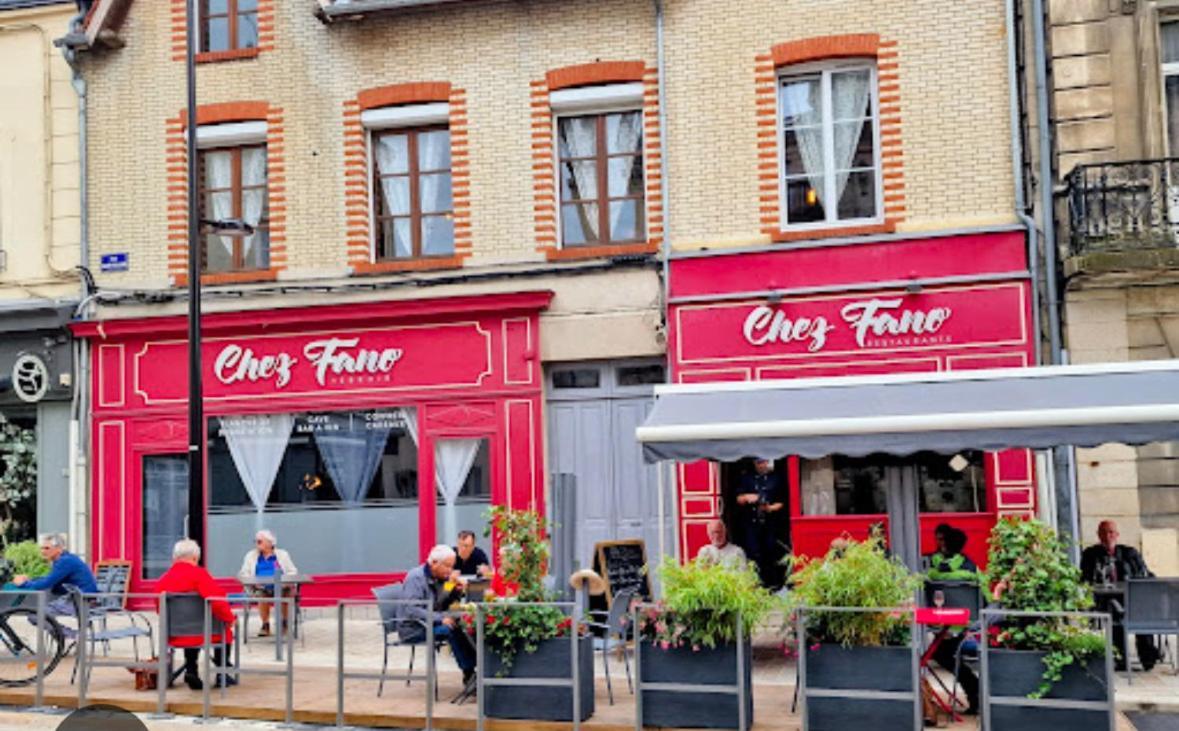 Hotel Les 3 P'Tites Pom'S Alençon Zewnętrze zdjęcie